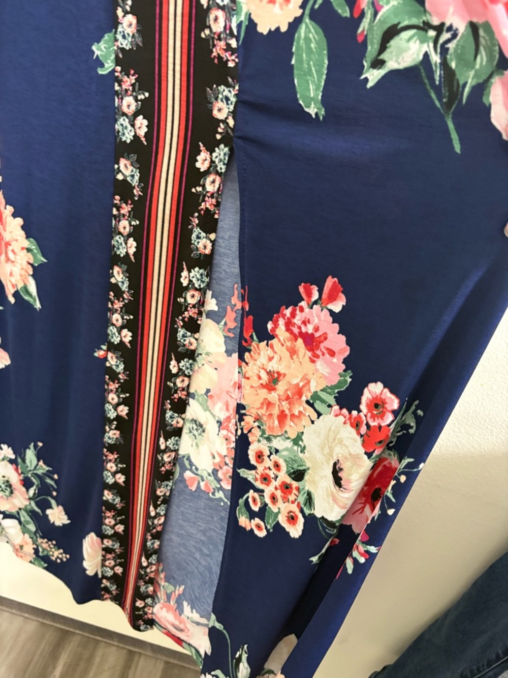 Three Pink Hearts Navy Floral Halter Cameo Vertical Women’s Maxi Dress - Picture 3 of 6
